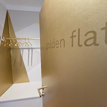 Golden Flat By Grazrentals With Parkview - Brandnew & Free Parking Εξωτερικό φωτογραφία