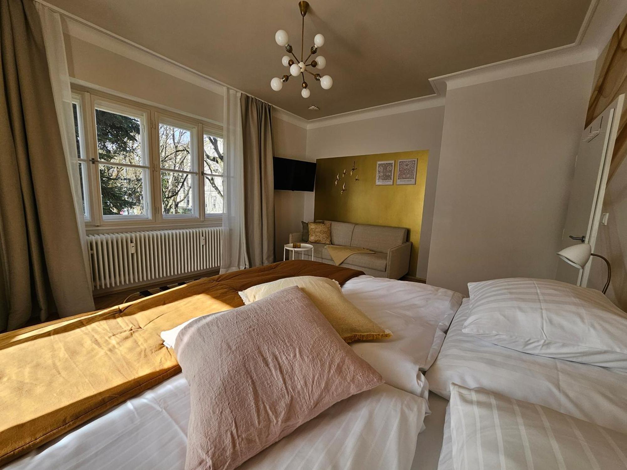 Golden Flat By Grazrentals With Parkview - Brandnew & Free Parking Εξωτερικό φωτογραφία