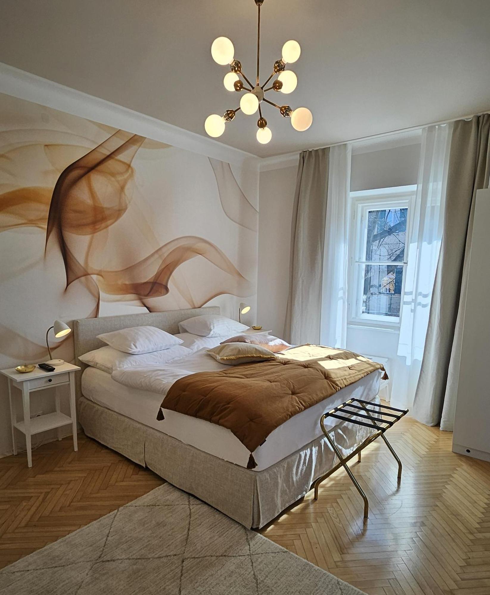 Golden Flat By Grazrentals With Parkview - Brandnew & Free Parking Εξωτερικό φωτογραφία